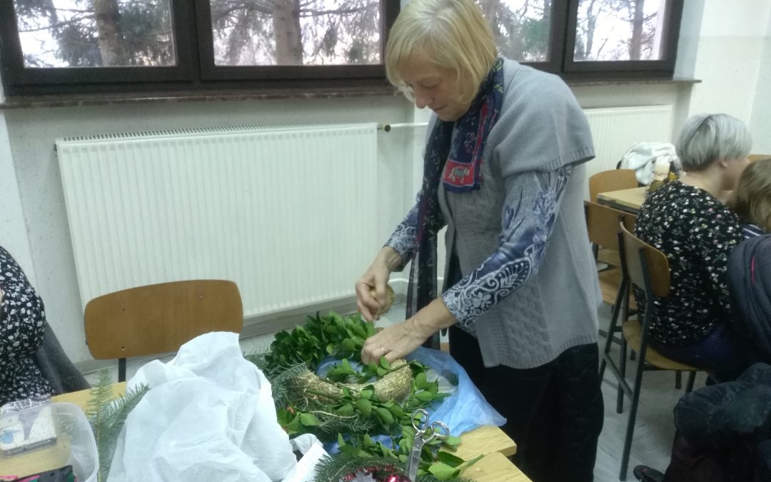 Pletenje adventnih vencev